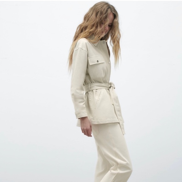 ZARA BELTED DENIM JACKET NWT
ICE - Picture 2 of 7